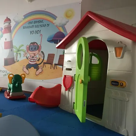 Hotel Sayonara